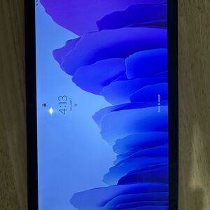 Samsung Galaxy tablet A7. Excellent used condition!